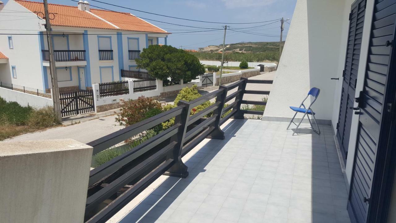 Villa Da Praia Azul Silveira  Exterior photo